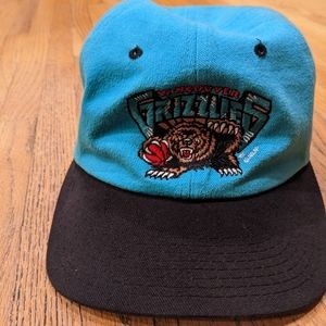 Vintage Vancouver Grizzlies Starter ball cap